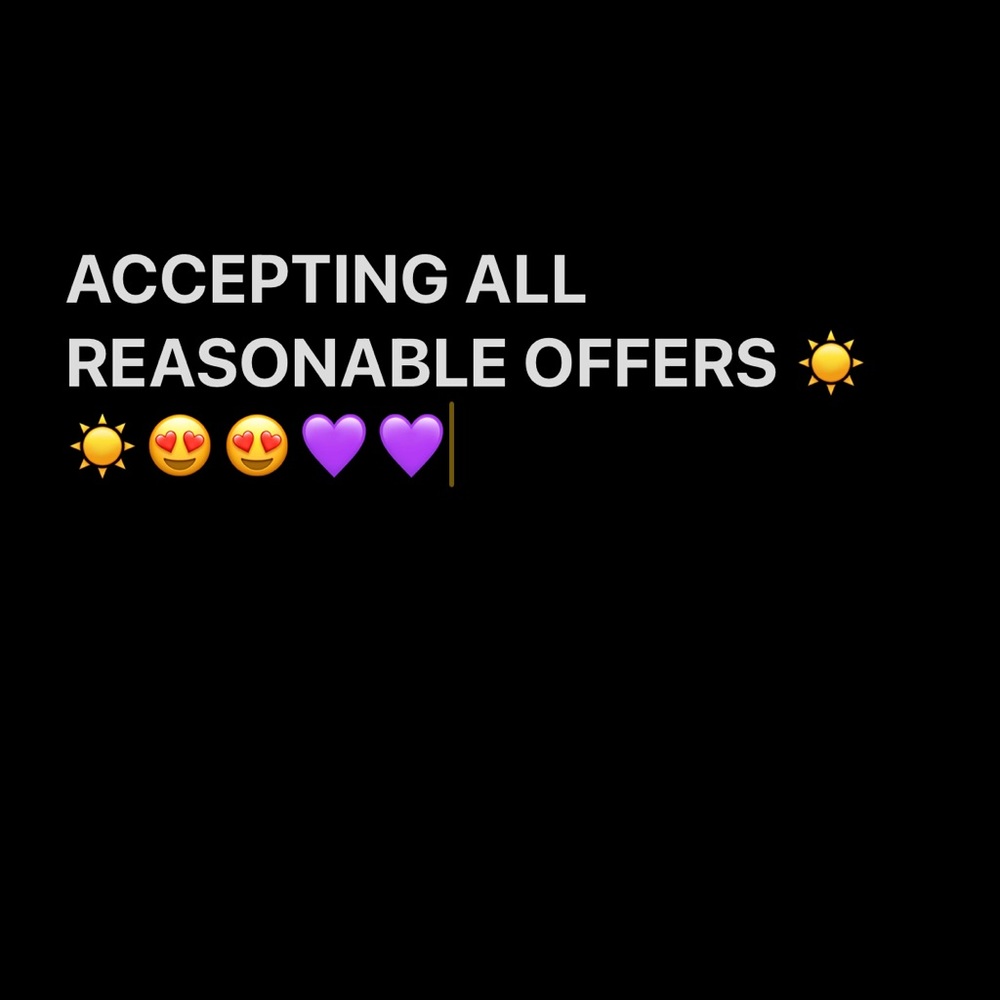 Accepting all reasonable offers💜💜💜